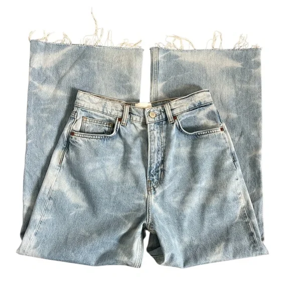 Reformation Wide Leg Jeans. - Picture 8 of 9